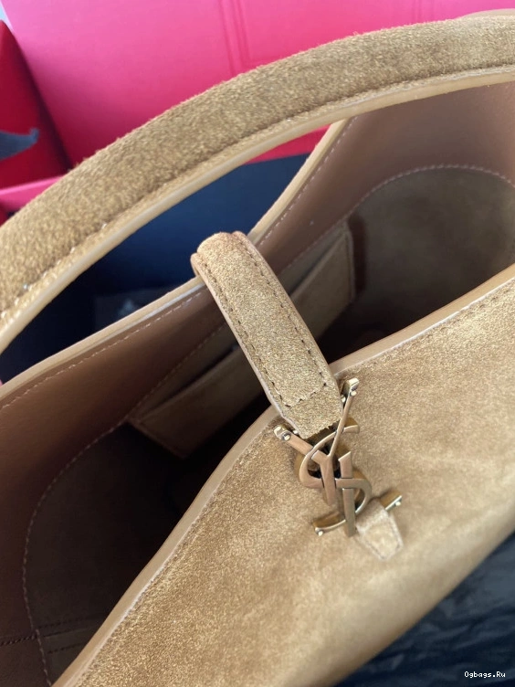  37 LE SMALL BAG-17*20*13CM YSL 0825